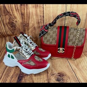 Cute 2pc set. Designer Style Purse and Shoe Set!